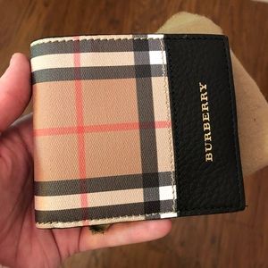 BNWT Burberry Bi-Fold Wallet
